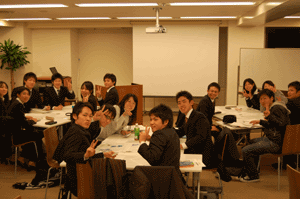とある大学の限定履歴書セミ.gif