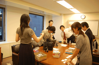 フリマ準備.gif