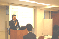 佐藤さん 内田洋行.gif