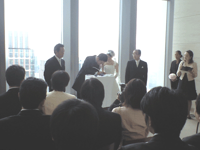 人前結婚式.gif